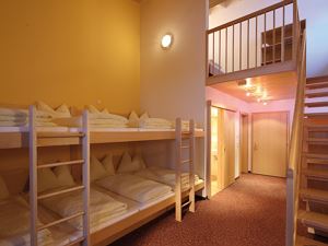 9er Mehrbettzimmer