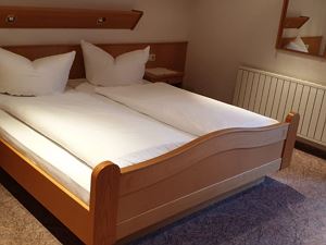 Doppelzimmer 1